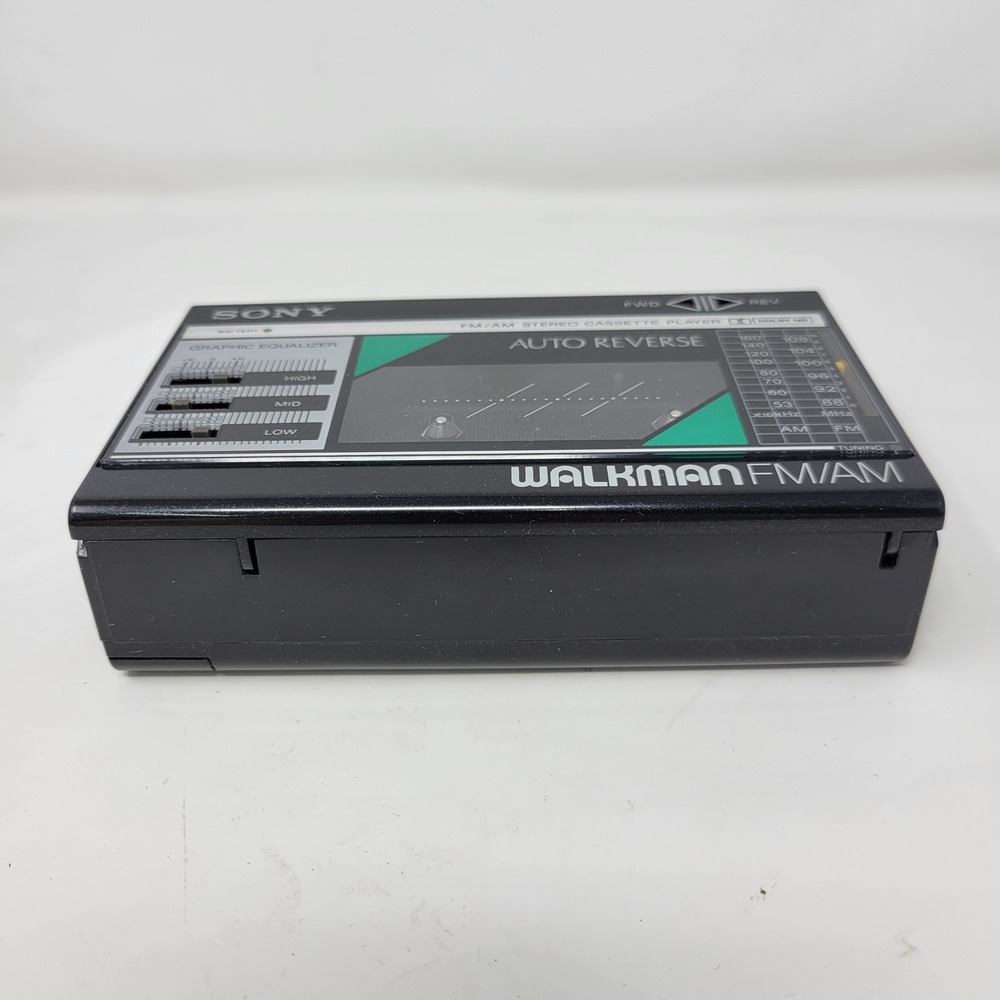 Sony WM-F18 28 Walkman AM/FM Stereo Cassette Player TESTED WORKS READ - Picture 8 of 16